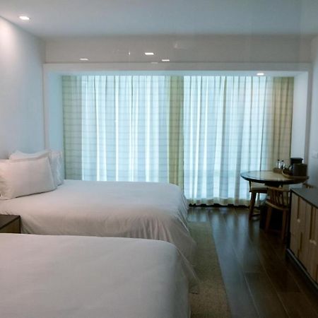 Eurobuilding Hotel & Suites Lecheria Екстериор снимка