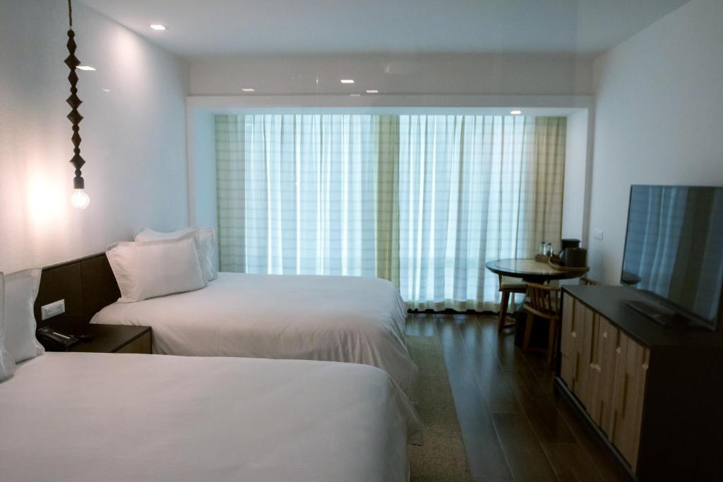 Eurobuilding Hotel & Suites Lecheria Екстериор снимка